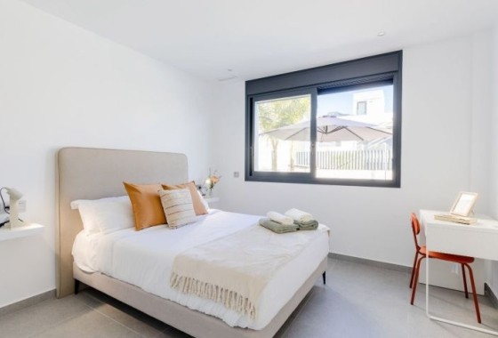 Resale - Freistehende Villa -
Algorfa