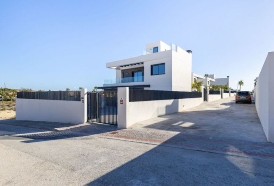 Resale - Freistehende Villa -
Algorfa