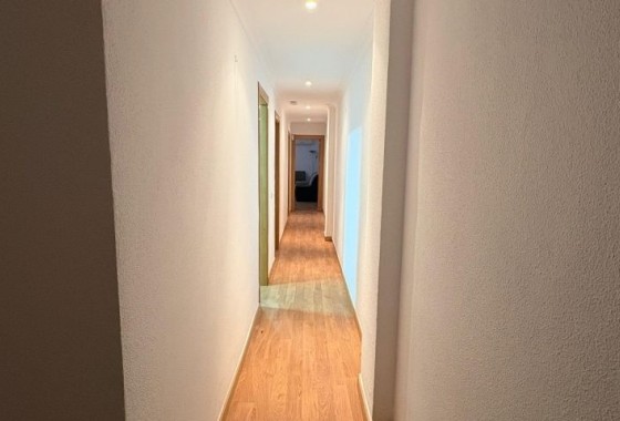 Herverkoop - Appartement / Flat -
Torrevieja