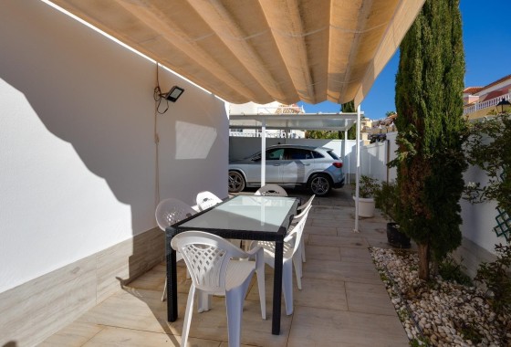 Herverkoop - Stadswoning -
Orihuela Costa - Las Filipinas