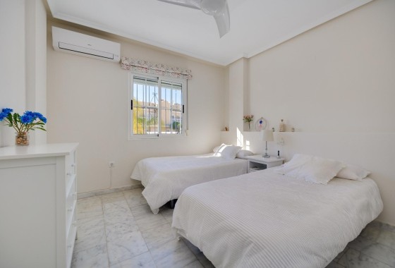 Herverkoop - Stadswoning -
Orihuela Costa - Las Filipinas