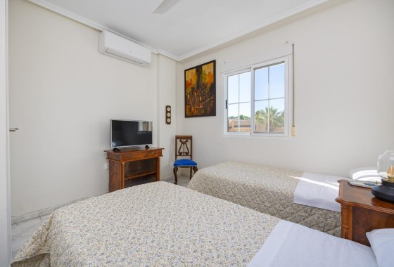 Herverkoop - Stadswoning -
Orihuela Costa - Las Filipinas