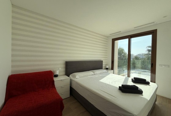 Resale - Freistehende Villa -
Orihuela - Las Colinas Golf