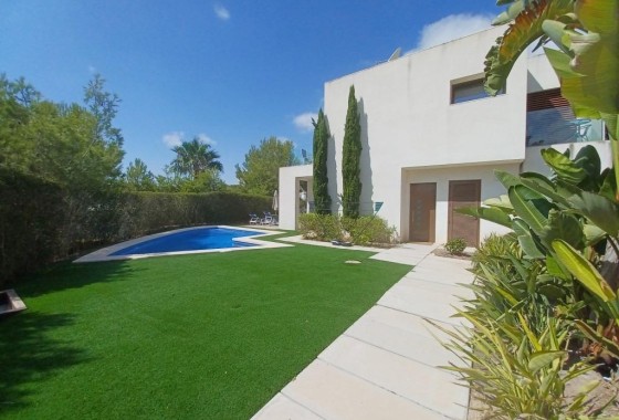 Resale - Freistehende Villa -
Orihuela - Las Colinas Golf