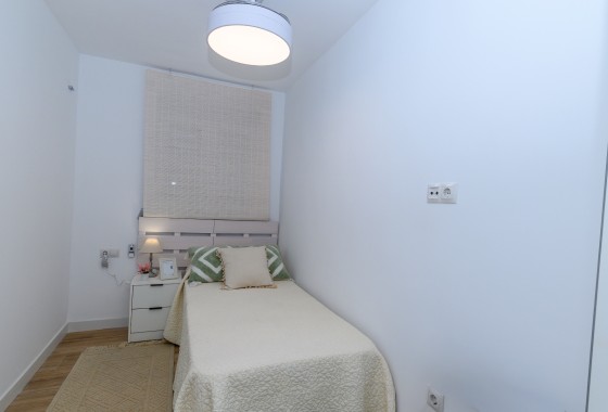 Sprzedaż - Apartament / Mieszkanie -
Torrevieja - Punta Prima