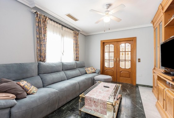 Revente - Villa Individuelle -
Torrevieja - Torreta florida