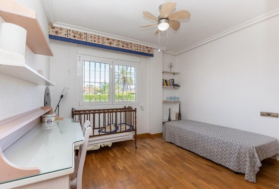 Revente - Villa Individuelle -
Torrevieja - Torreta florida