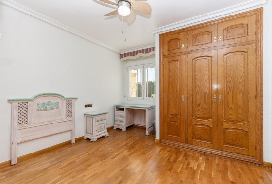 Revente - Villa Individuelle -
Torrevieja - Torreta florida