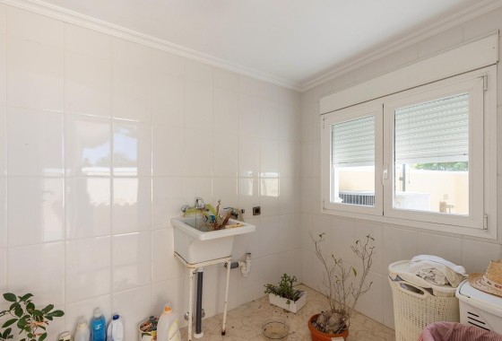 Revente - Villa Individuelle -
Torrevieja - Torreta florida