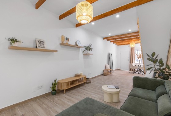 Resale - Stadthaus -
Torrevieja - Centro - Muelle Pesquero