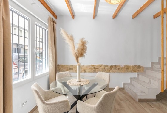 Resale - Stadthaus -
Torrevieja - Centro - Muelle Pesquero