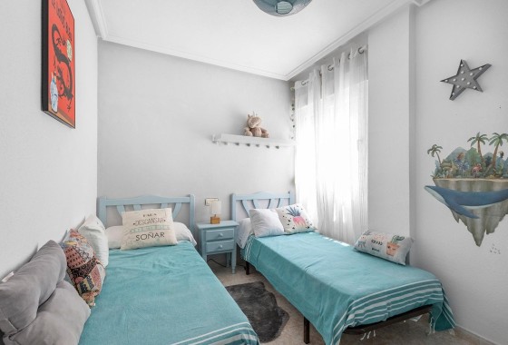Sprzedaż - Apartament / Mieszkanie -
Torrevieja - Parque de las Naciones
