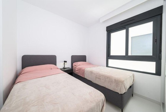Sprzedaż - Apartament / Mieszkanie -
San Miguel de Salinas - Inland