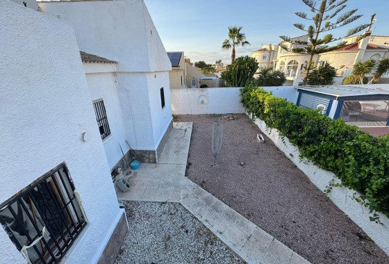 Herverkoop - Vrijstaande Villa -
Torrevieja - San luis