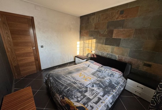 Herverkoop - Vrijstaande Villa -
Torrevieja - San luis