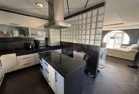 Herverkoop - Vrijstaande Villa -
Torrevieja - San luis