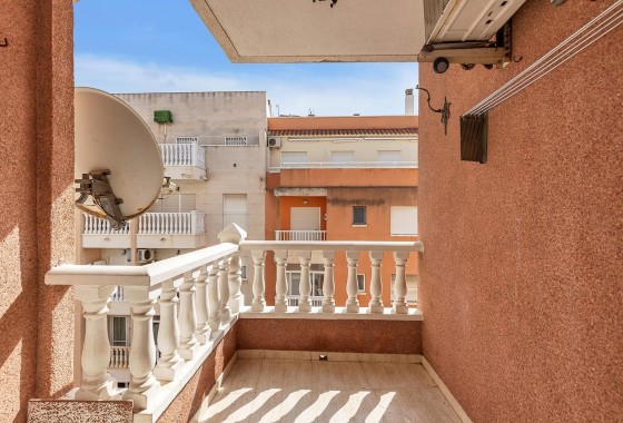 Herverkoop - Appartement / Flat -
Torrevieja - Estacion de autobuses