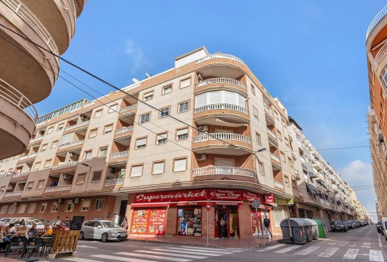 Herverkoop - Appartement / Flat -
Torrevieja - Estacion de autobuses