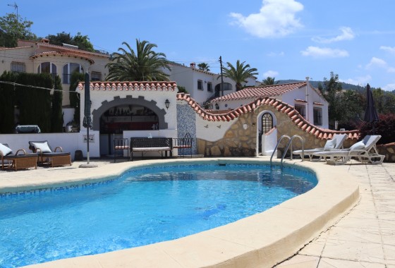 Herverkoop - Vrijstaande Villa -
Orba - Inland