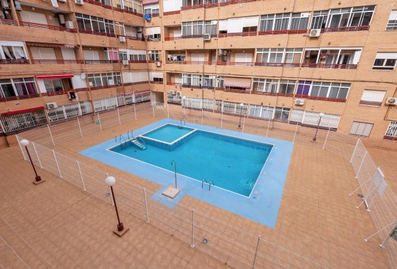 Venta - Apartamento / Piso -
Torrevieja - Centro