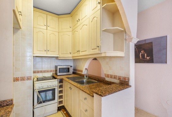 Venta - Apartamento / Piso -
Torrevieja - Centro - Muelle Pesquero