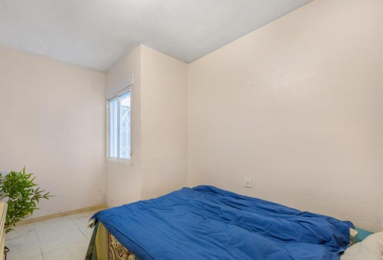 Venta - Apartamento / Piso -
Torrevieja - Centro - Muelle Pesquero