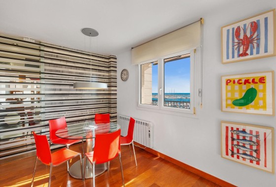 Herverkoop - Appartement / Flat -
Torrevieja - Paseo maritimo