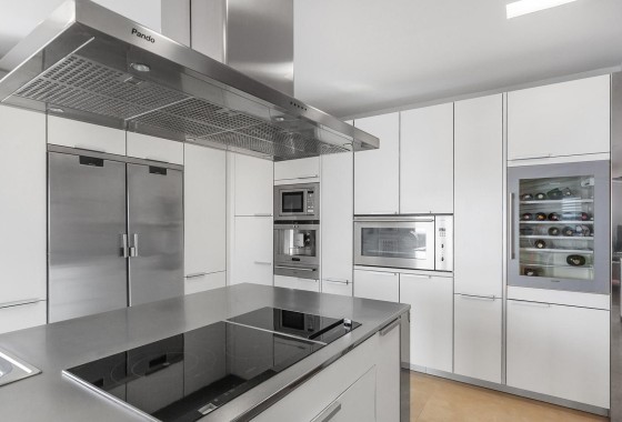 Herverkoop - Appartement / Flat -
Torrevieja - Paseo maritimo