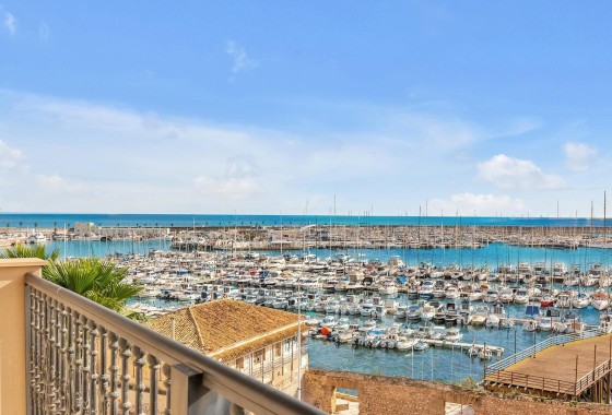Herverkoop - Appartement / Flat -
Torrevieja - Paseo maritimo