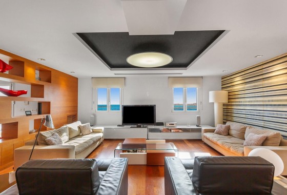 Herverkoop - Appartement / Flat -
Torrevieja - Paseo maritimo