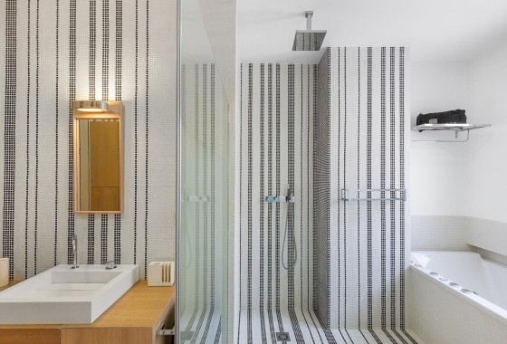 Herverkoop - Appartement / Flat -
Torrevieja - Paseo maritimo