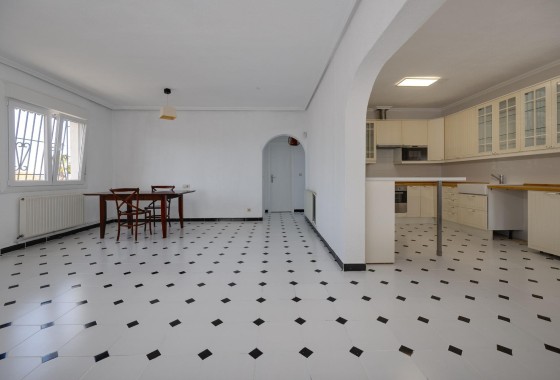 Resale - Freistehende Villa -
Torrevieja - La Siesta - El Salado - Torreta