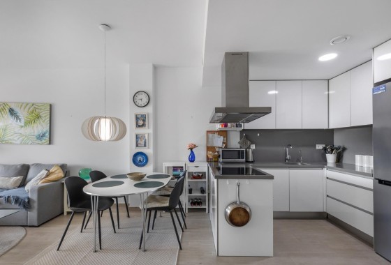 Herverkoop - Appartement / Flat -
Torrevieja - Los Frutales