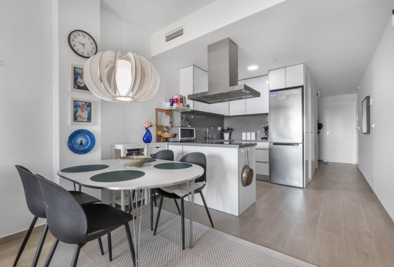 Herverkoop - Appartement / Flat -
Torrevieja - Los Frutales