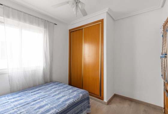 Sprzedaż - Apartament / Mieszkanie -
Torrevieja - Playa de los Locos