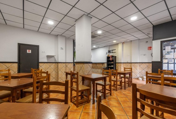 Herverkoop - Commercieel -
Torrevieja - Estacion de autobuses