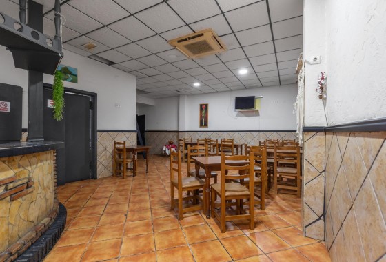 Herverkoop - Commercieel -
Torrevieja - Estacion de autobuses