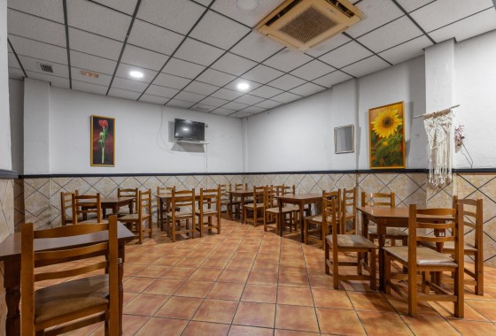 Herverkoop - Commercieel -
Torrevieja - Estacion de autobuses