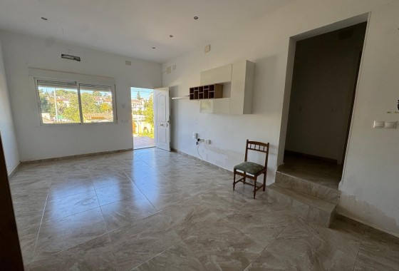 Herverkoop - Vrijstaande Villa -
Torrevieja - Los balcones