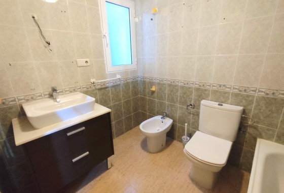 Venta - Apartamento / Piso -
Torrevieja - Center
