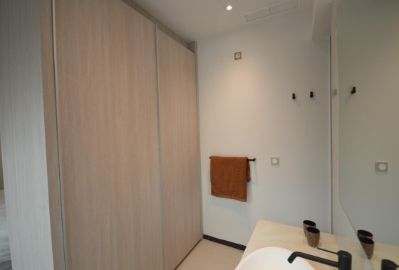 Herverkoop - Vrijstaande Villa -
Algorfa - Comunidad Valenciana