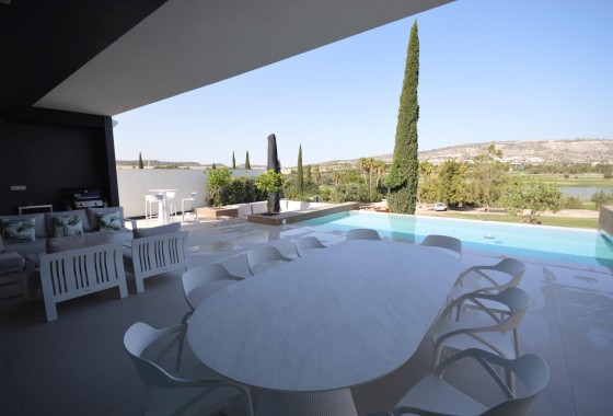 Herverkoop - Vrijstaande Villa -
Algorfa - Comunidad Valenciana