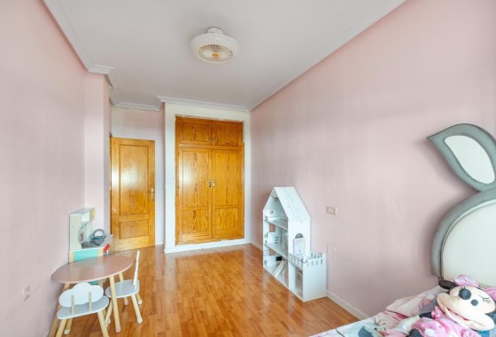 Revente - Appartement -
Torrevieja - Playa del Cura