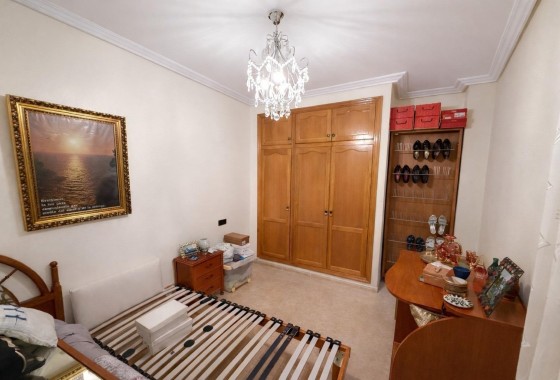 Sprzedaż - Apartament / Mieszkanie -
Torrevieja - Playa del Cura