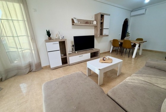 Resale - Wohnung / Appartement -
Dolores - Costa Blanca