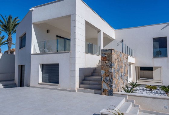 Sale - Detached Villa -
Torrevieja - La Valeta
