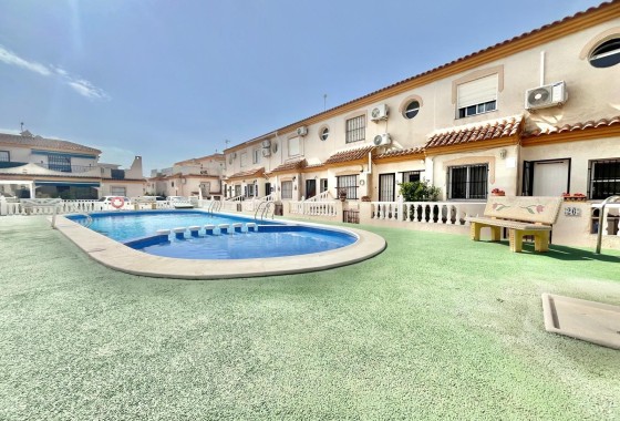 Sprzedaż - Willa w zabudowie bliźniaczej -
Orihuela Costa - Playa Flamenca