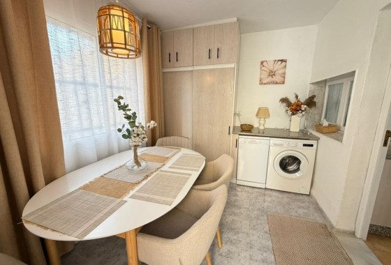 Resale - Stadthaus -
Torrevieja - Los Frutales
