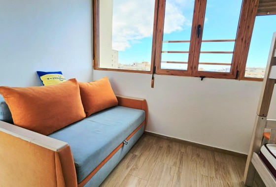 Resale - Wohnung / Appartement -
Torrevieja - Nueva Torrevieja