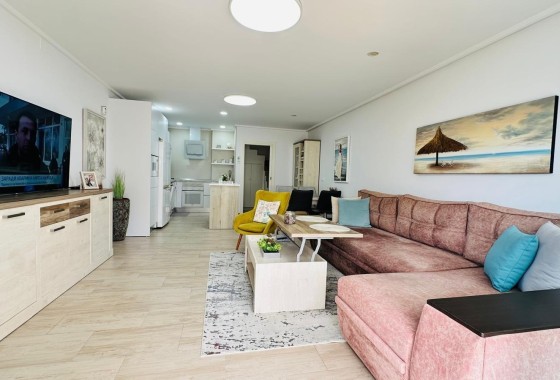 Herverkoop - Appartement / Flat -
Torrevieja - La Siesta